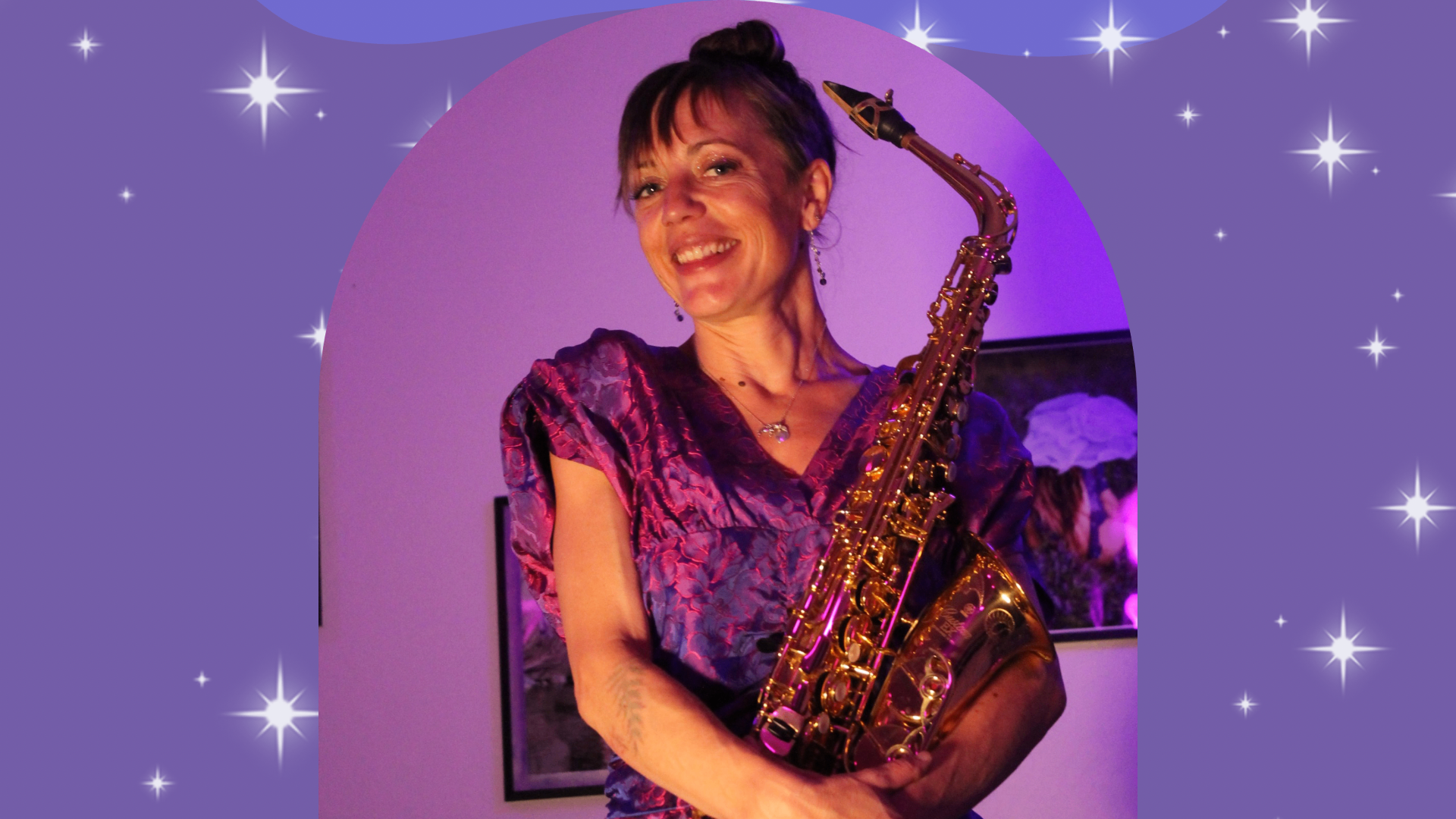 Jen Joy holding her saxophone in a purple, star-lit stage setting